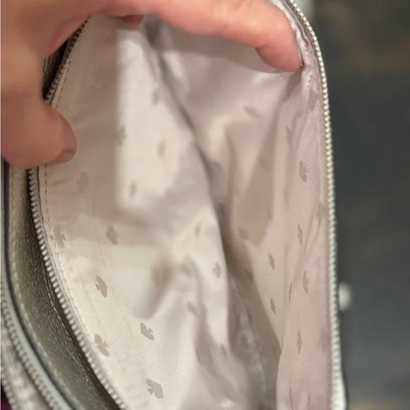 Kate Spade Larchmont Avenue Camera Bag with wallet and Coin holder Keychain - Picture 10 of 13